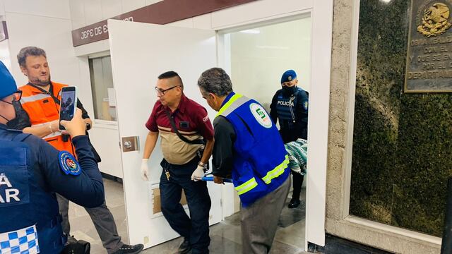Mujer entra en parto con bebé prematuro en estación Pantitlán del Metro CDMX