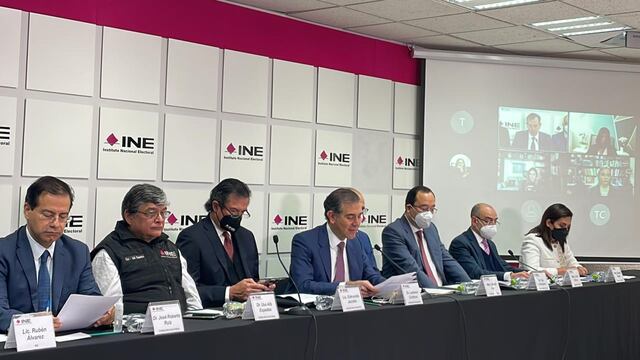 Consejeros del INE se unen contra Plan B de la reforma electoral