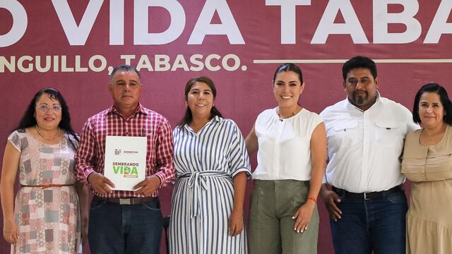 Mayra Paloma López Hidalgo entregó tarjetas del programa Sembrando Vida Tabasco en Huimanguillo y Cárdenas