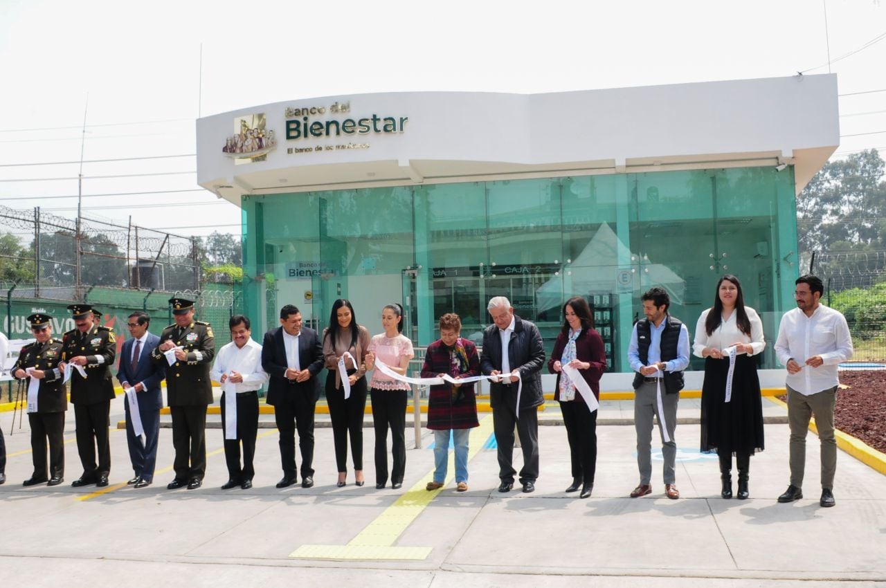 AMLO inaugura sucursal del Banco del Bienestar en CDMX