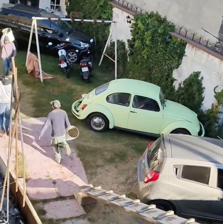 Albañil en construcción