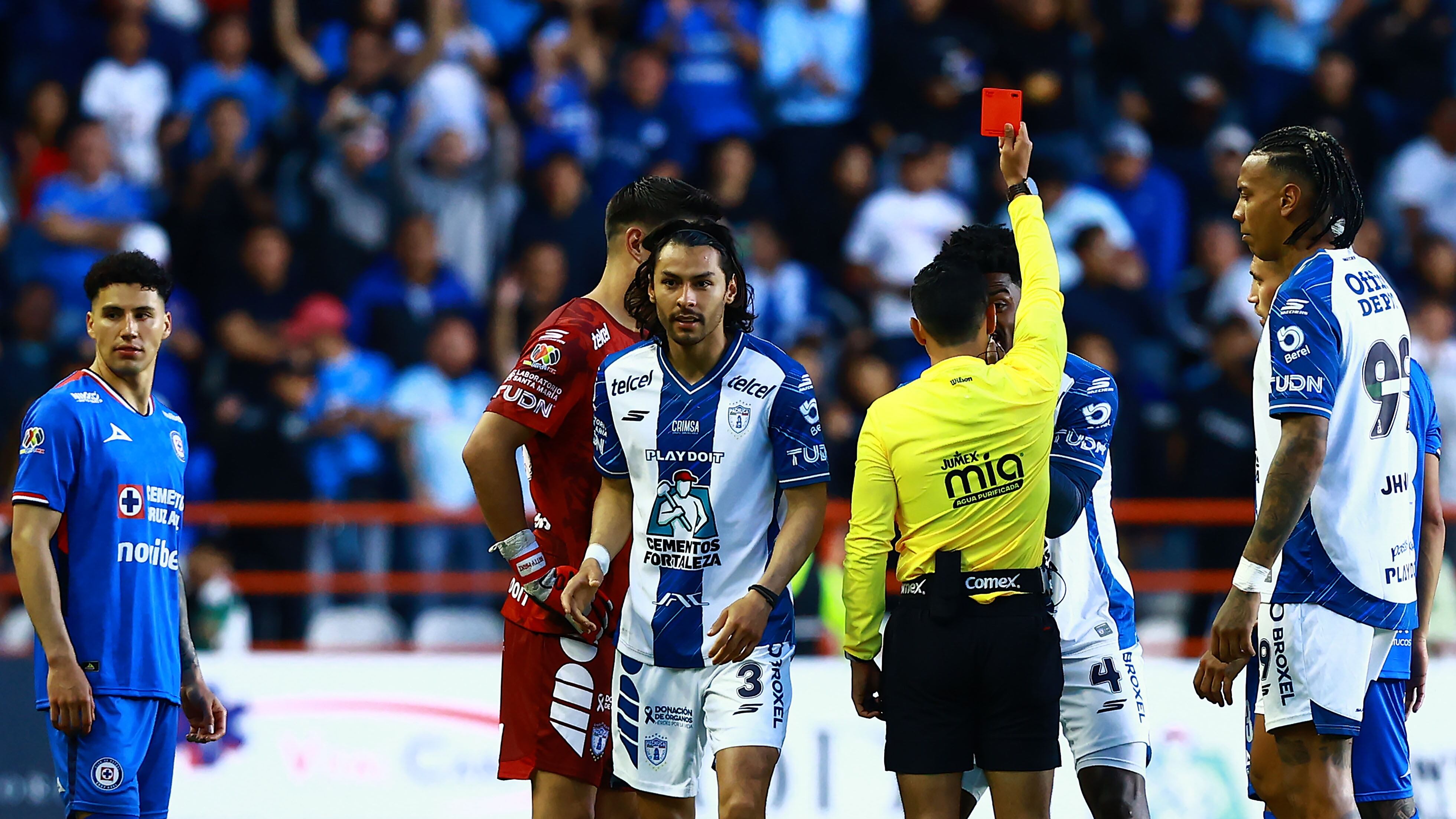 Demasiado tarde: Comisión de Arbitraje reconoce error en el Pachuca vs Cruz Azul
