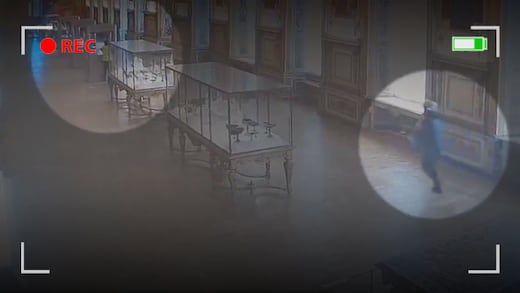 El robo al Louvre en video: así ocurrió el crimen que paralizó París