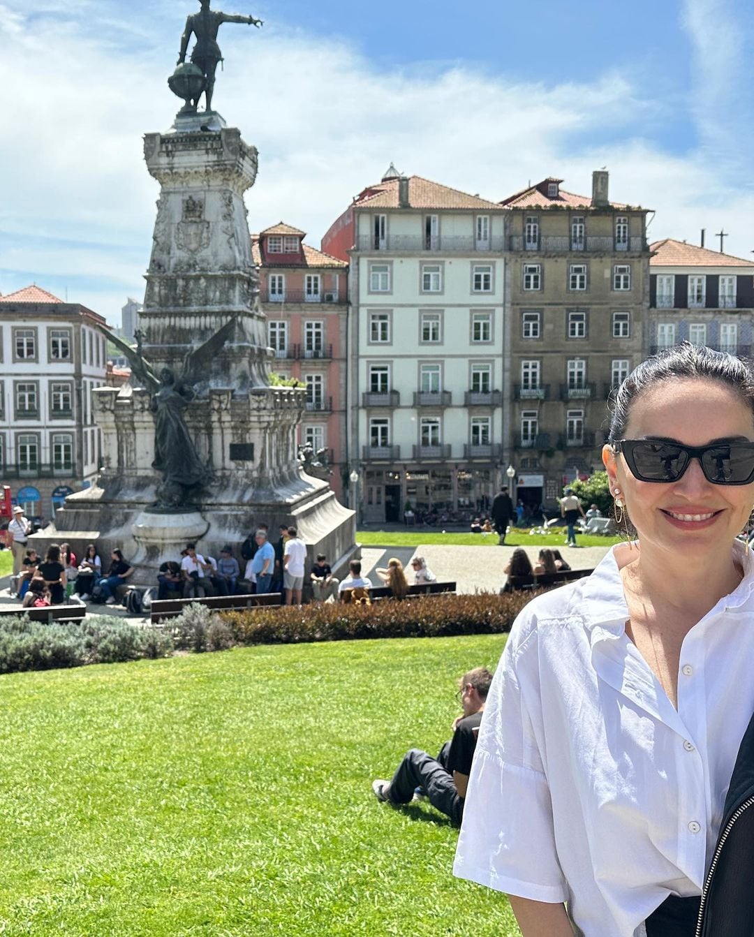 Ana de la Reguera y Alfonso Herrera de viaje