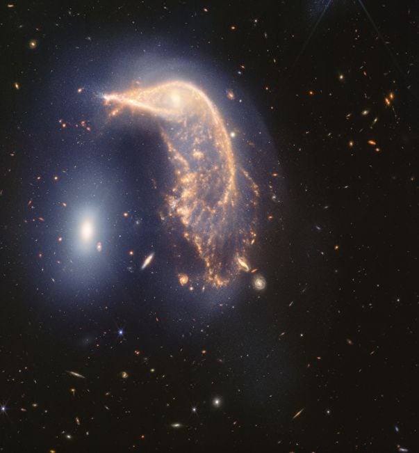 Galaxias ‘El Pingüino’ y ‘El Huevo’