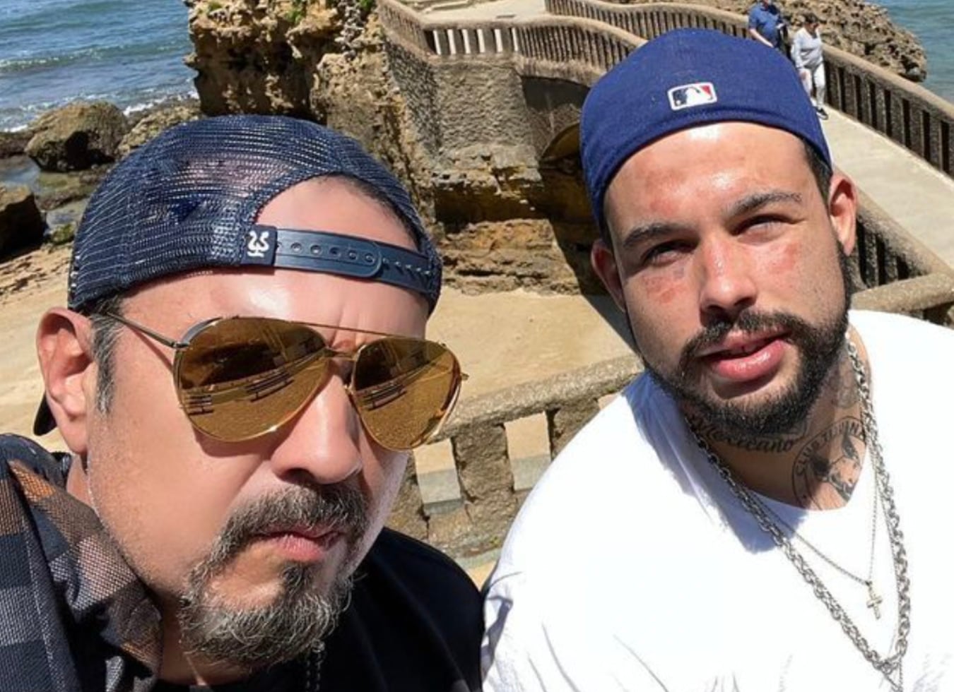 Pepe Aguilar y su hijo Emiliano Aguilar