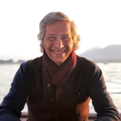 Claudio X. González