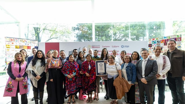 Tlaxcala formó parte del Récord Guinness por la mayor exposición de piezas textiles del mundo.