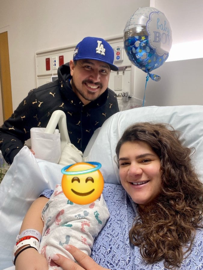 Bebé nace el día 2 del mes 2 del año 2022