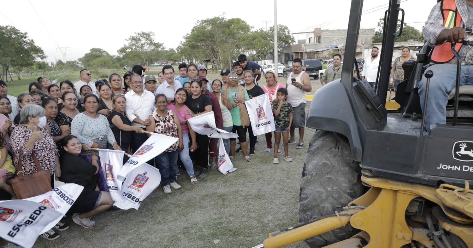 Andrés Mijes arranca obra vial de 25 mdp para mejorar movilidad en Escobedo.