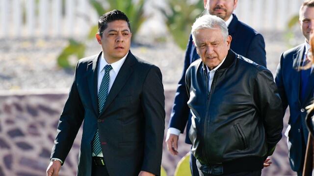 Ricardo Gallardo en reunión con AMLO