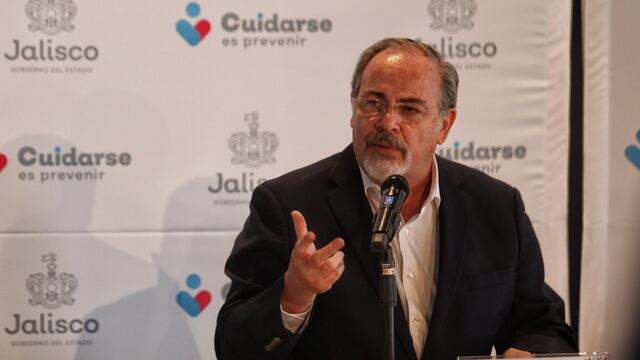 Fernando Petersen Aranguren, titular de la Secretaría de Salud Jalisco.