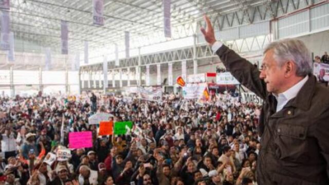 Y en el mitin en la Plaza de la República, con sus seguidores, con los suyos, Andrés Manuel López Obrador, subió al templete a Lomelí y lo dejó en claro: con este hombre gobernaré.