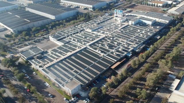 Techo fotovoltaico, Grupo Bimbo, IDEAL S.A