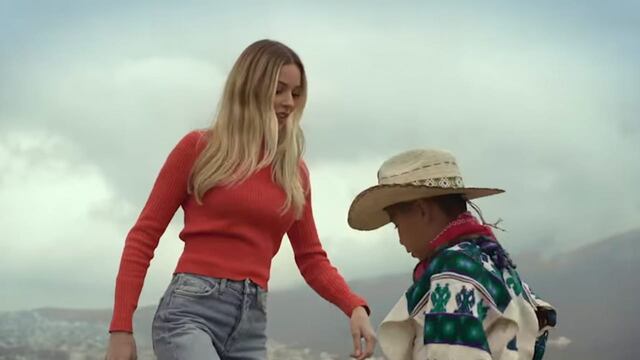 Mariana Rodríguez y Yuawi