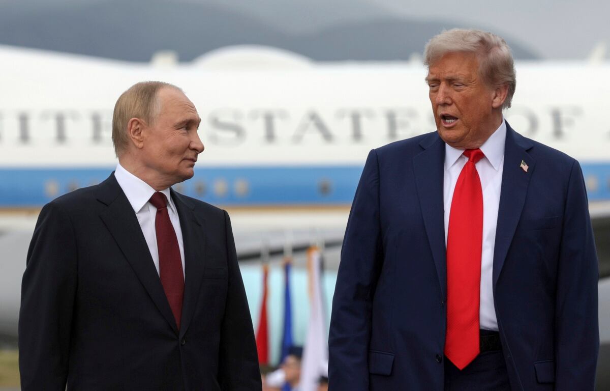 Putin Apoya el Plan de Paz de Trump para Gaza mientras Hamás Recibe Ultimátum