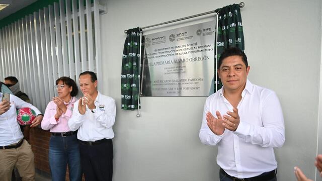 Ricardo Gallardo inauguró una nueva escuela en Ciudad Fernández, San Luis Potosí