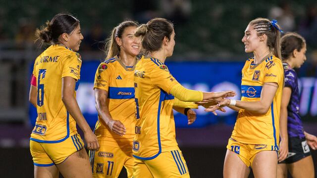Jugadoras de Tigres Femenil