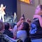 VIDEO: Ana Gabriel sienta a fan que andaba bailando y ya dicen que nunca volverían a ir a sus conciertos
