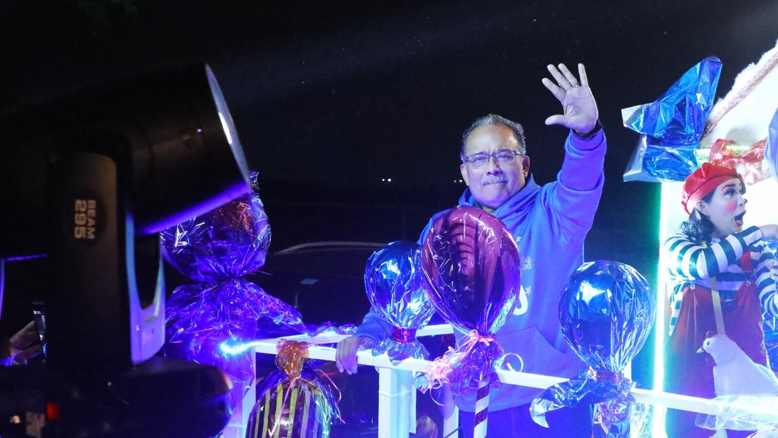 Andrés Mijes invita al Desfile “Ciudades Hermanas” que llevará la magia de la Navidad a Escobedo