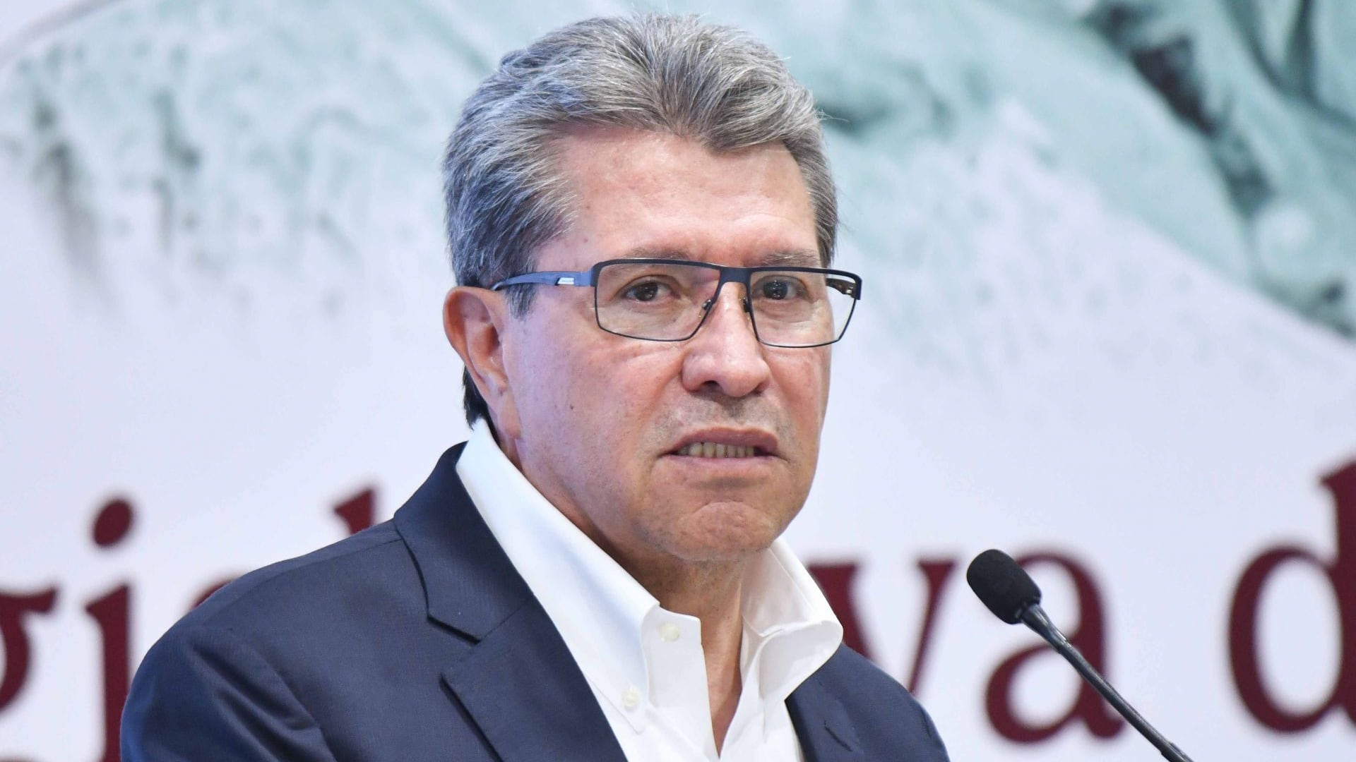 Monreal confirma impulso para eliminar los plurinominales del Senado