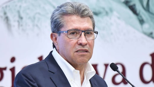 Monreal confirma impulso para eliminar los plurinominales del Senado
