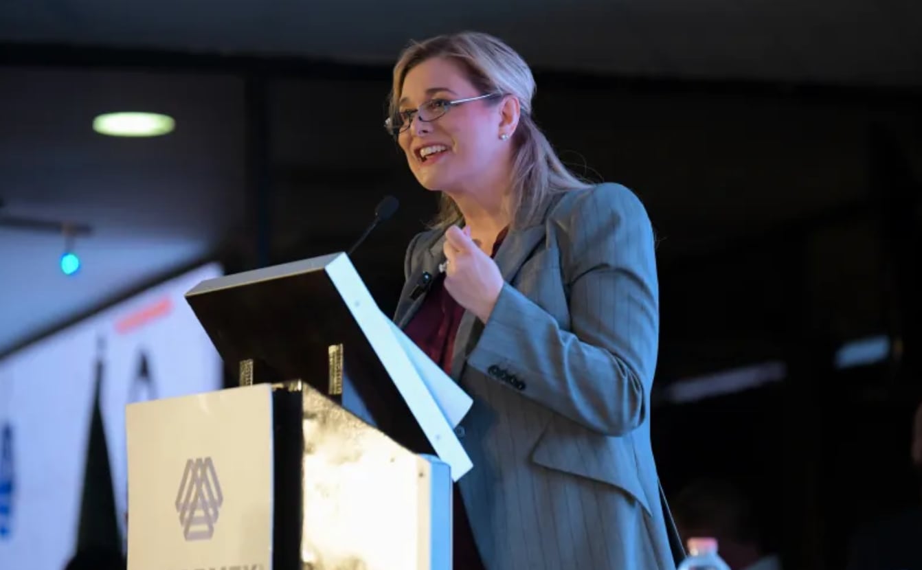 Maru Campos promete avanzar sin descanso por las familias chihuahuenses