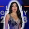 Kenia Os llega en vestido transparente a los Premios Latin Grammy 2023