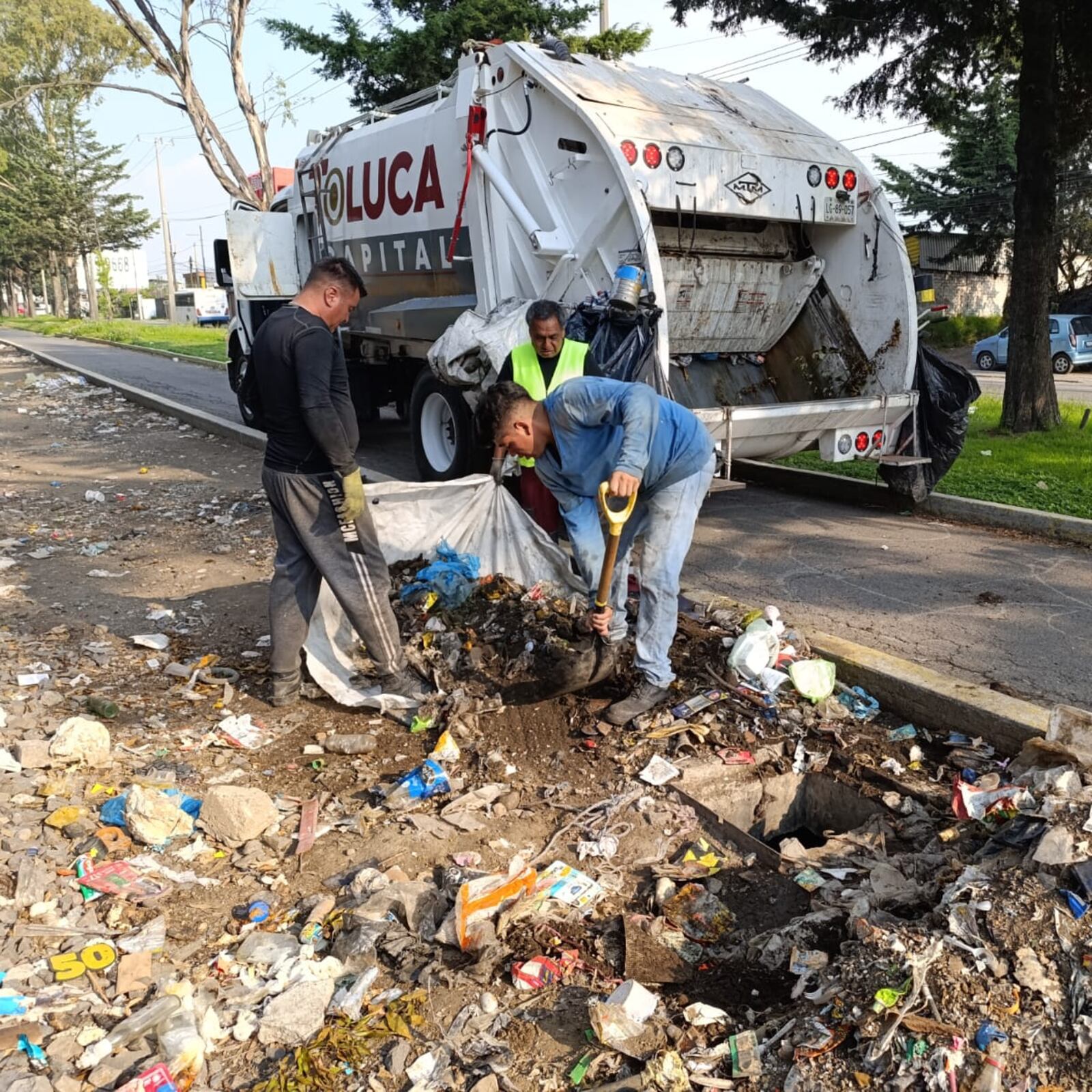 Ricardo Moreno advierte multas y arrestos por tirar basura en Toluca