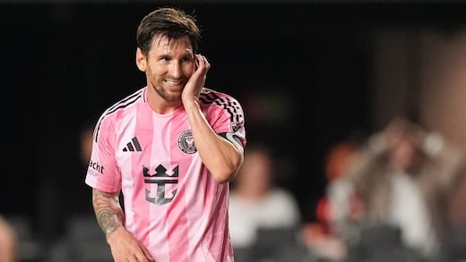 Otra de Messi: Compró un equipo en Argentina y ascendió dos categorías por decreto