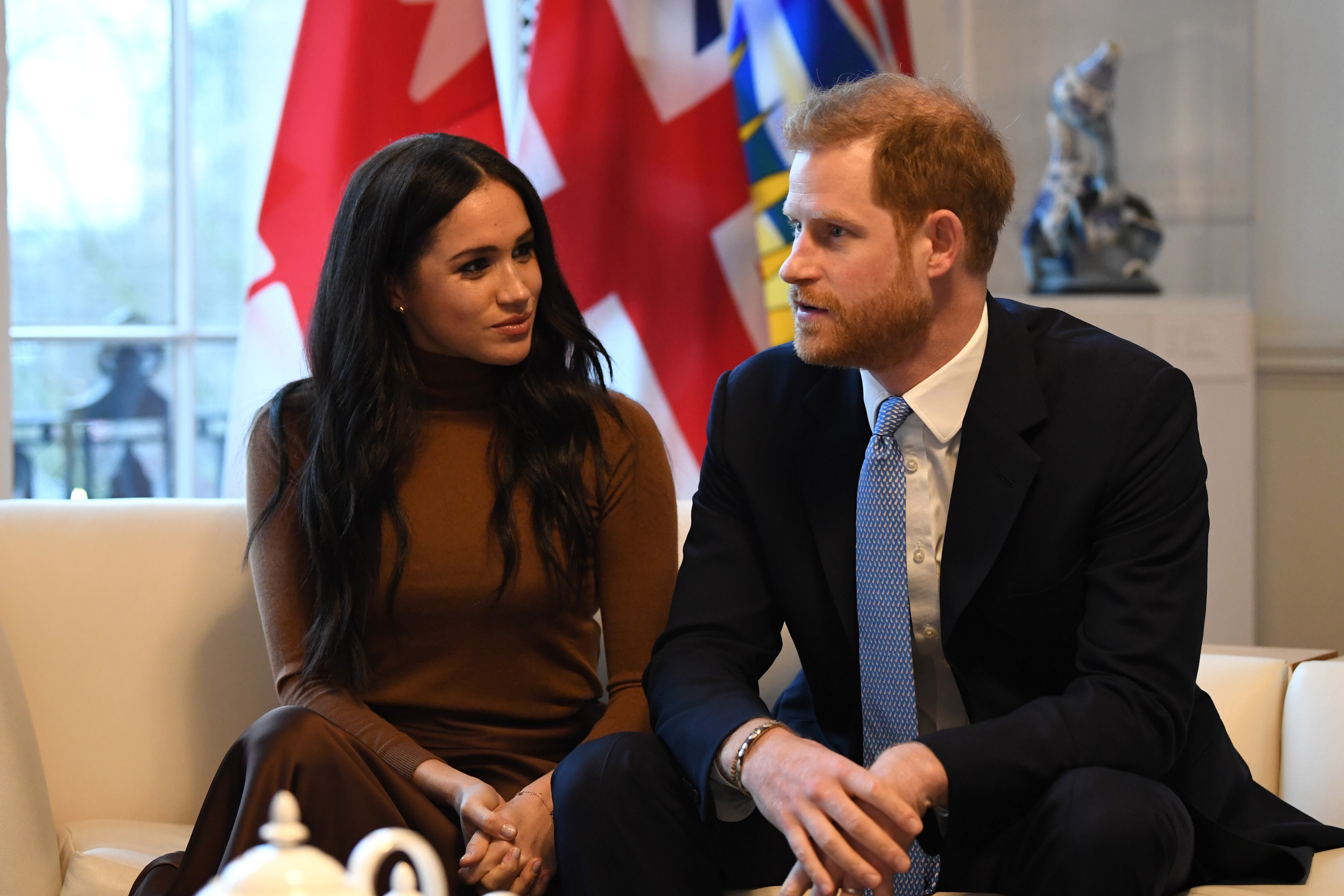 Meghan Markle y el Príncipe Harry enamorados.