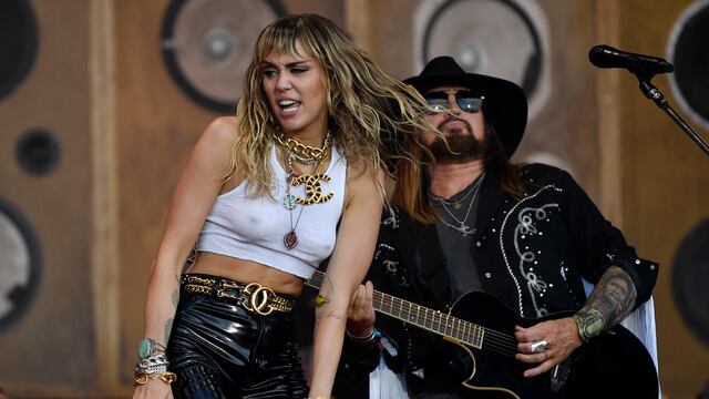 Miley Cyrus recibe el premio Disney Legends