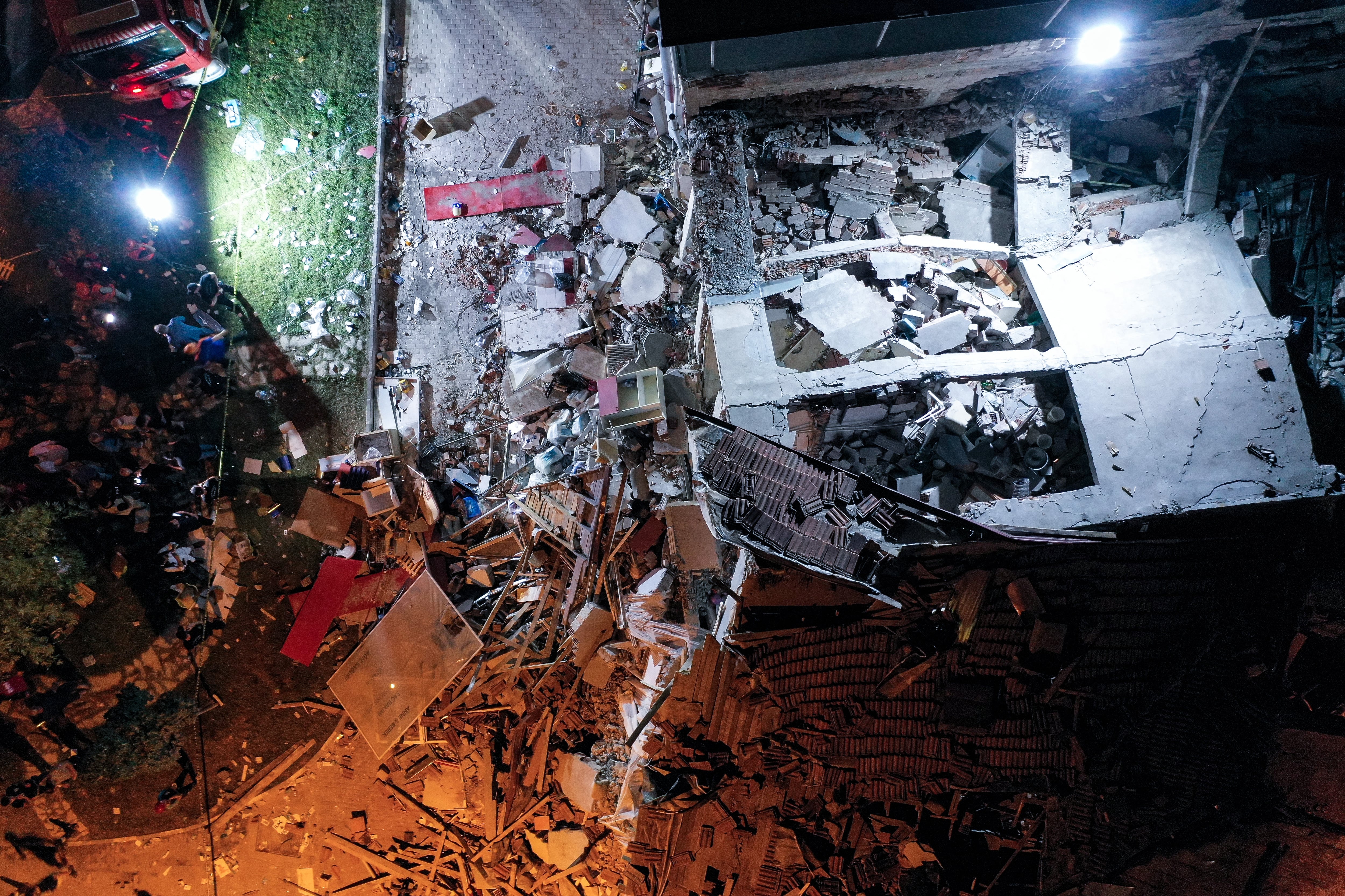 Terremoto en Turquía: Las fotos y videos del sismo de magnitud 6.1 que sacudió a Estambul