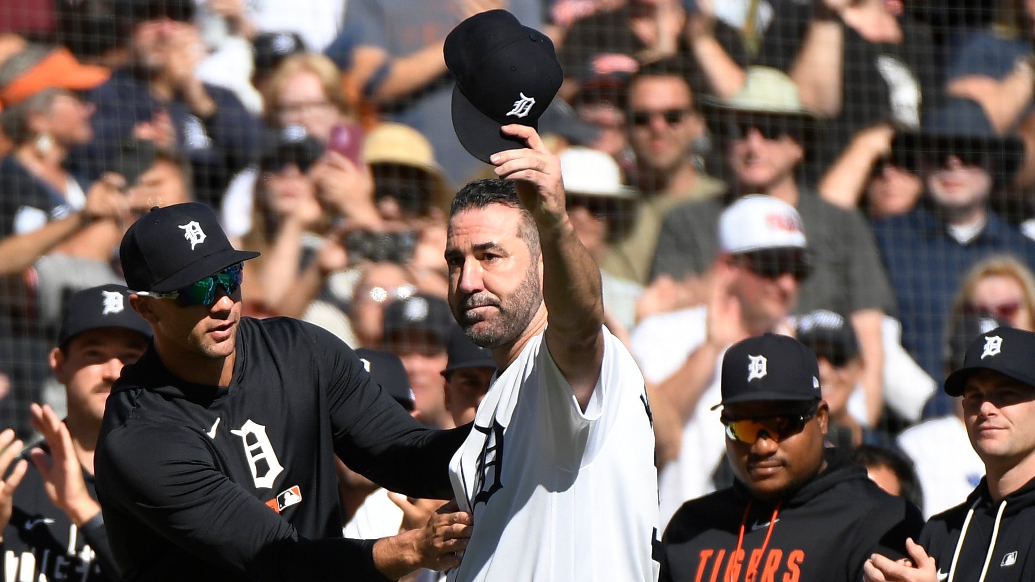 Justin Verlander se despide de las Grandes Ligas entre lágrimas