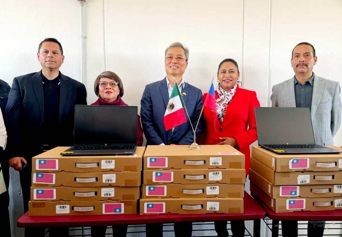 Senadora de Morena desata polémica tras afirmar que Taiwán pertenece a México