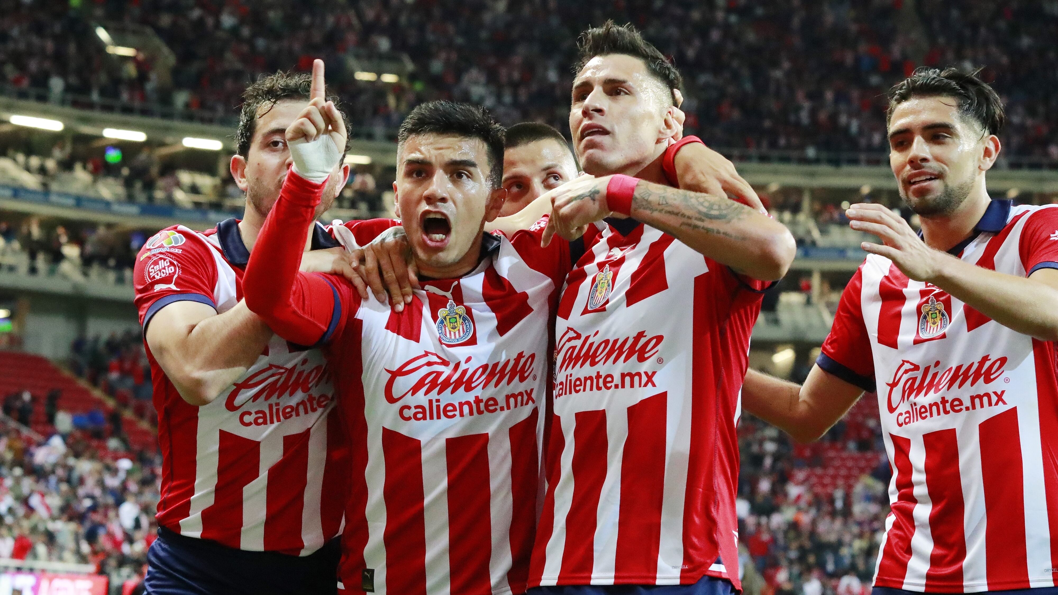 Club Chivas.