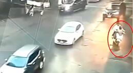 Video de la huida de los asaltantes de Plaza Antara