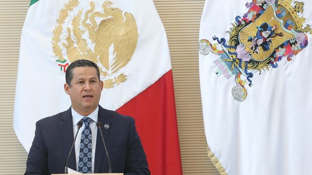 Diego Sinhue celebra periodo ordinario de sesiones