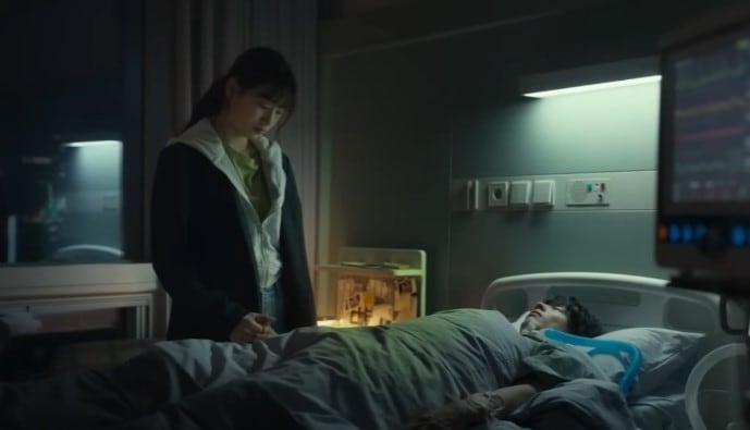 Esta nueva película de Netflix nos hace cuestionarios la inteligencia artificial y el más allá