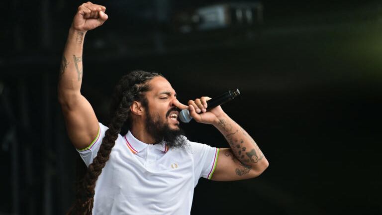 ¿Por qué Estados Unidos revocó visas al grupo Bob Vylan? Esto dijo contra Israel en Festival de Glastonbury 2025