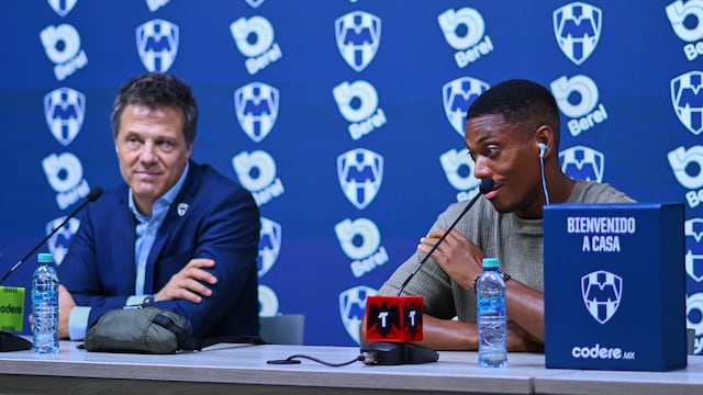 Jose Antonio Noriega y Anthony Martial con Rayados.