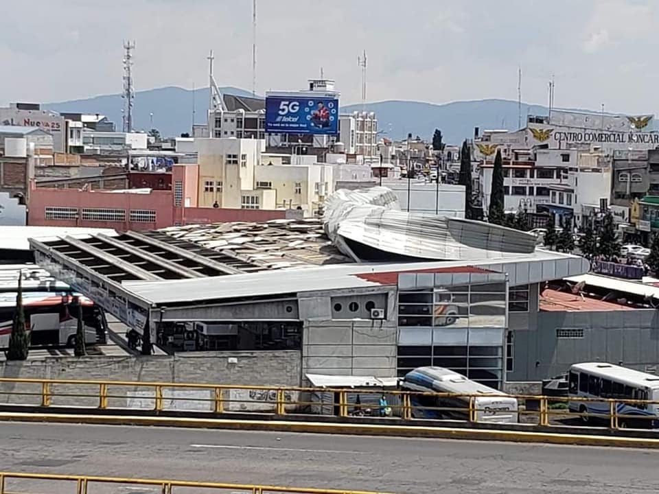 Techo de la terminal de autobuses de Atlacomulco