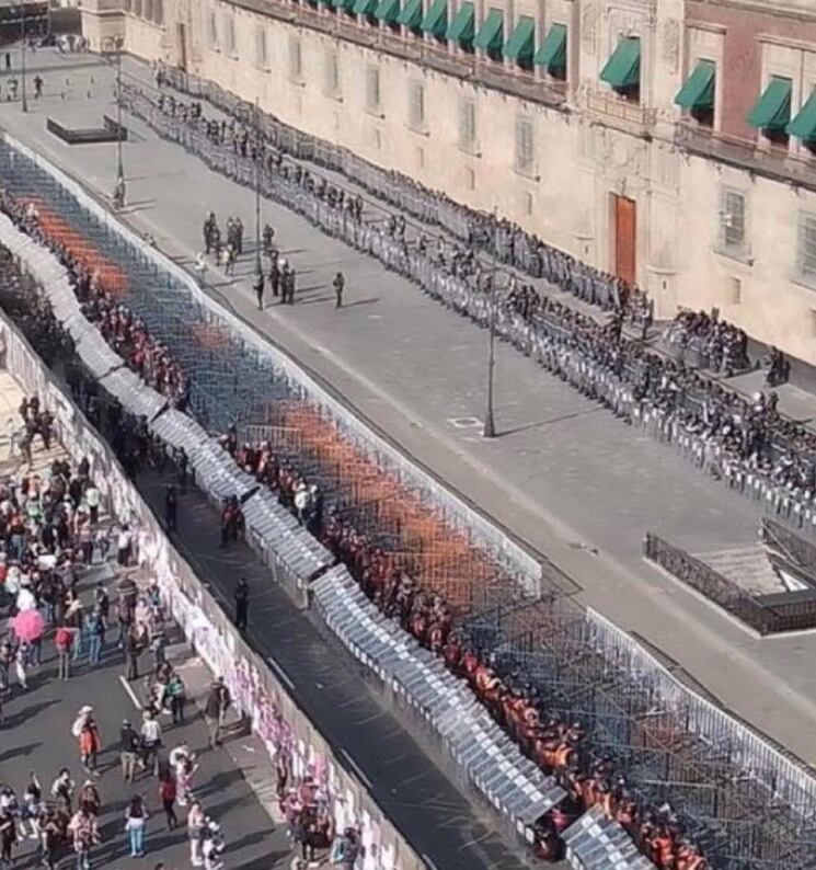 Palacio Nacional ante marcha