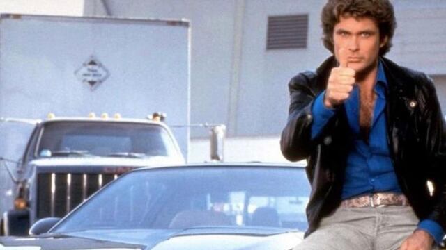 David Hasselhoff en el "coche fantástico"