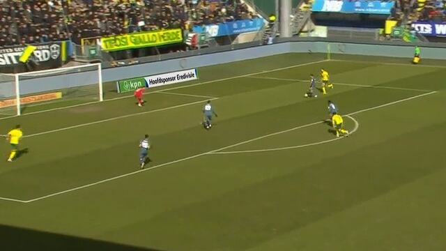 Gol de Santiago Giménez