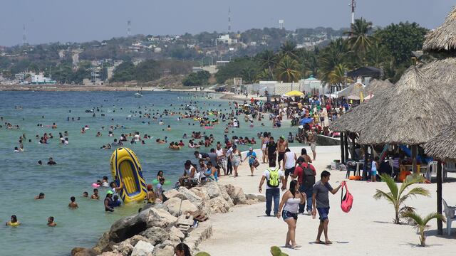Turismo en una playa mexicana. Cifras destacadas.