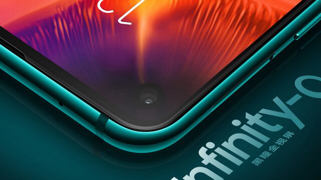 La pantalla Infinity-O del Galaxy A8s.