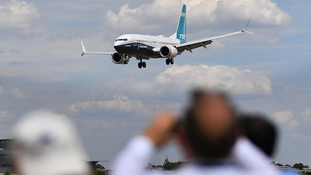 Boeing 737