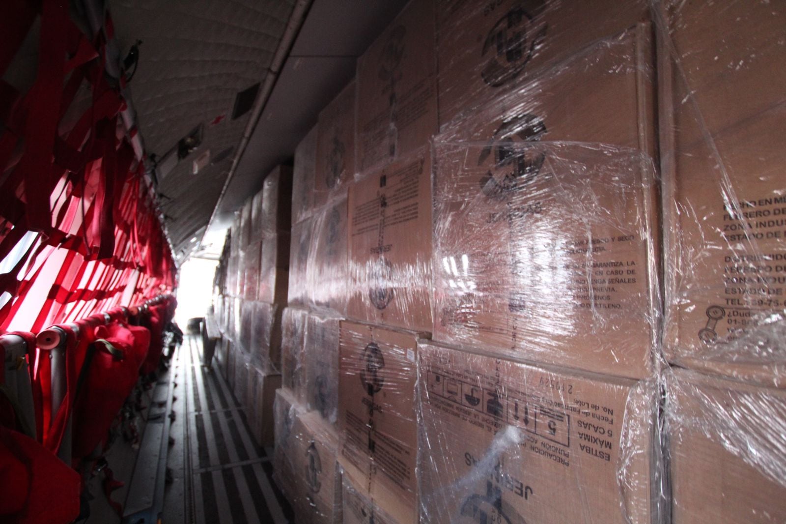 Las vacunas serán transportadas y entregadas por la Fuerza Aérea Mexicana