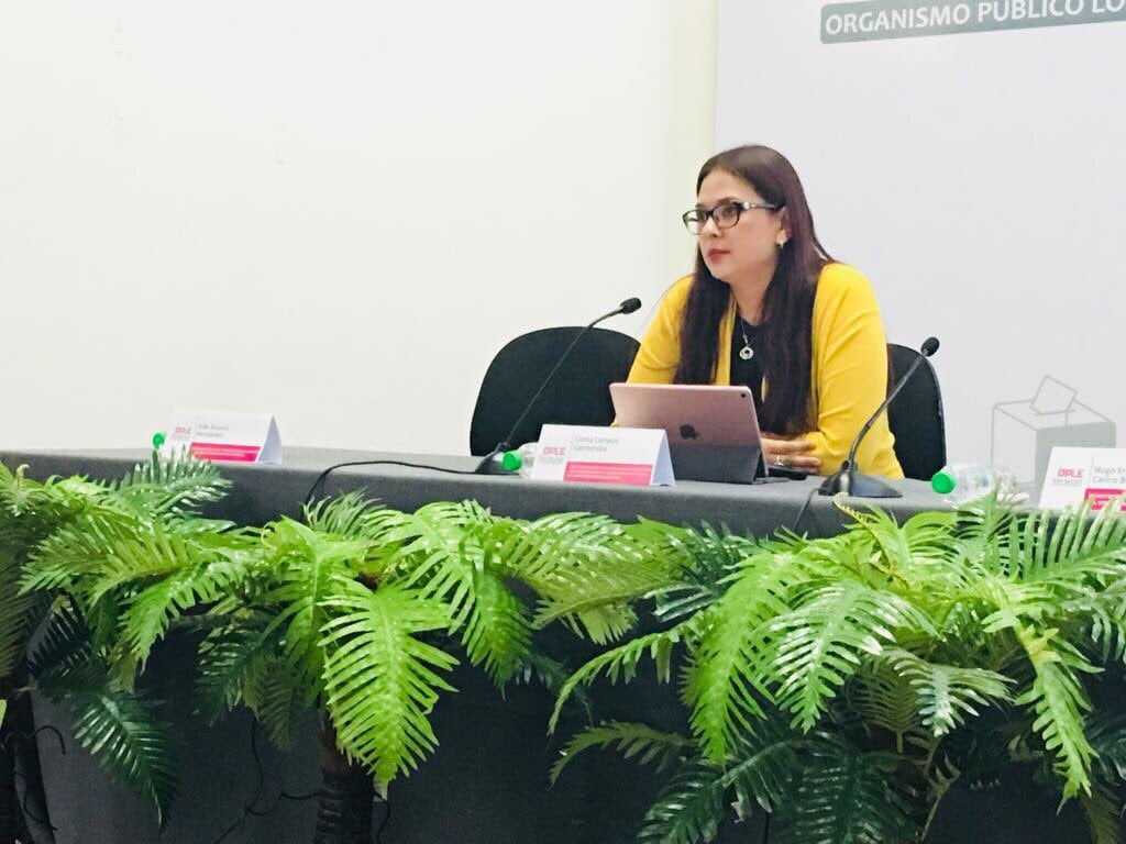 ¿Quién es Cintia Campos Garmendia, la directora del INE que renunció tras ser acusada de alterar frases de AMLO?